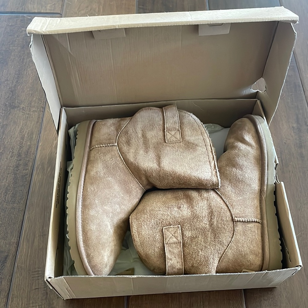 Ugg Remora Buckle Boot